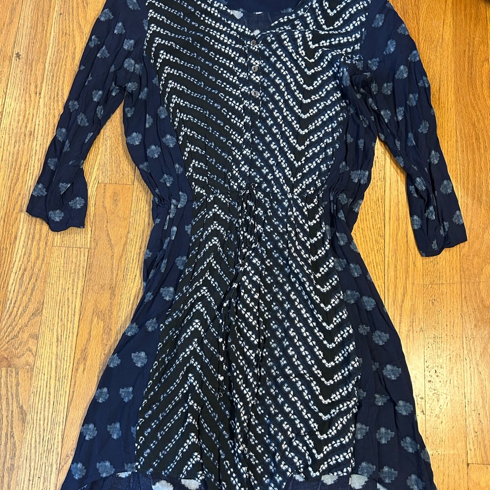 Velvet by Graham & Spencer Long Sleeve Dress in Navy and White